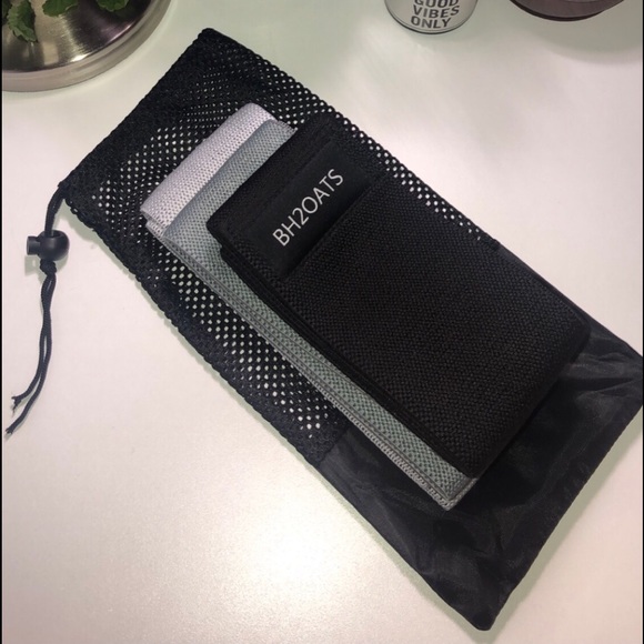 RESISTANCE BANDS - Picture 2 of 3